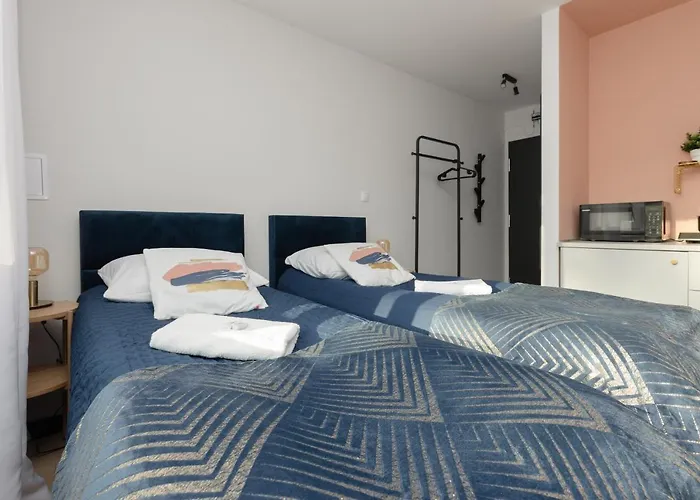 Batorego Studio By Renters * ורשה